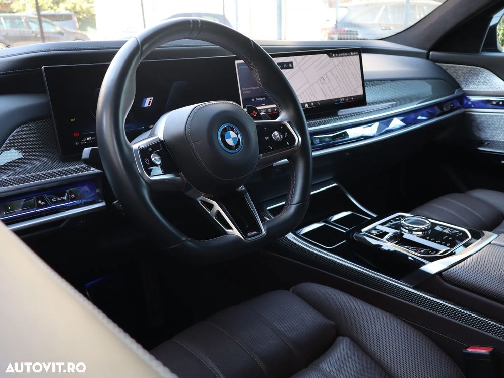BMW M7 M760e xDrive - 21