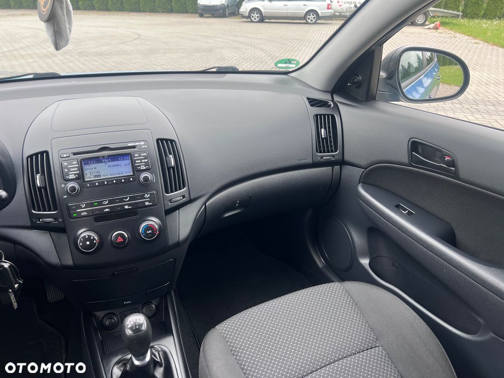 Hyundai i30 1.4 Blue Classic - 28