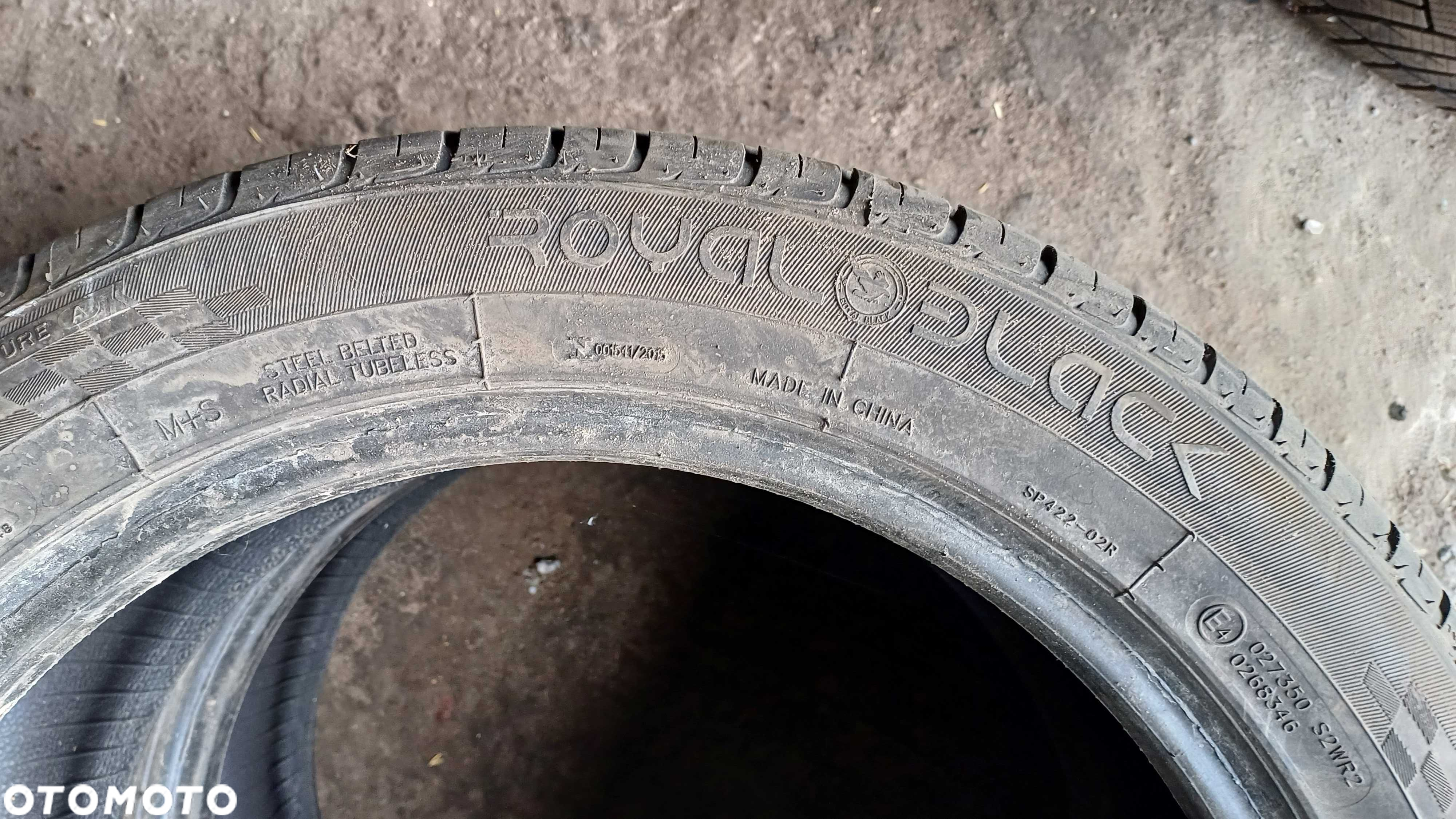 Royal Black Royal Performance 215/50 R17 95W XL 2022r - 3