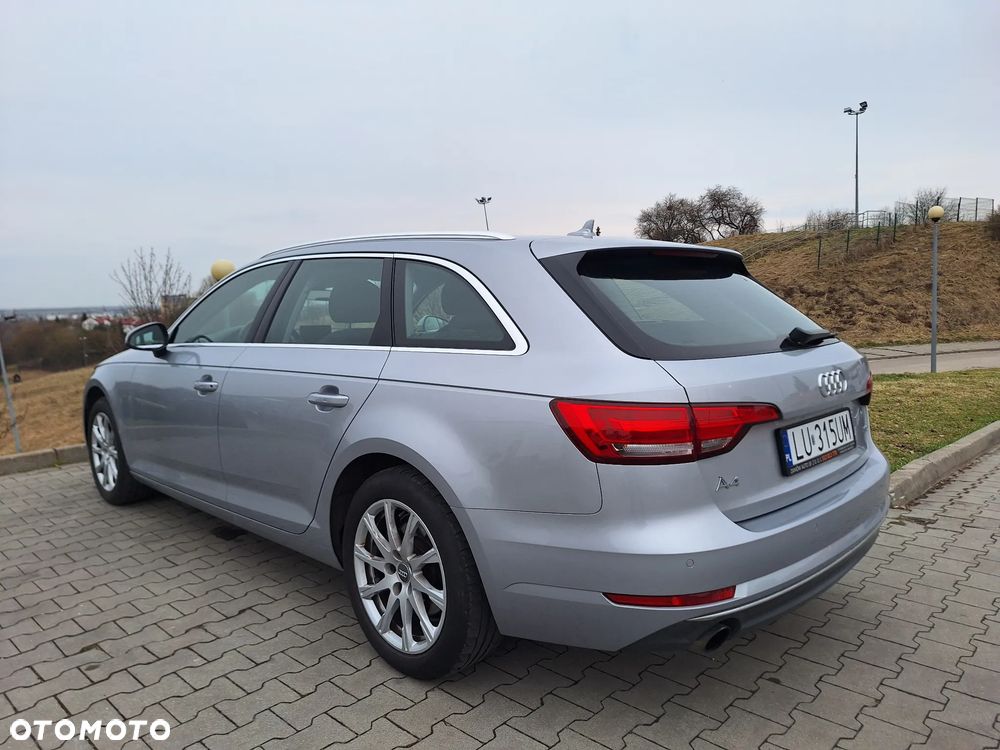 Audi A4 Avant 1.4 TFSI S tronic sport - 11