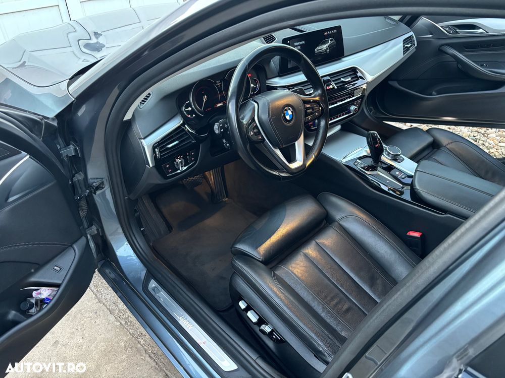 BMW Seria 5 520d AT - 12