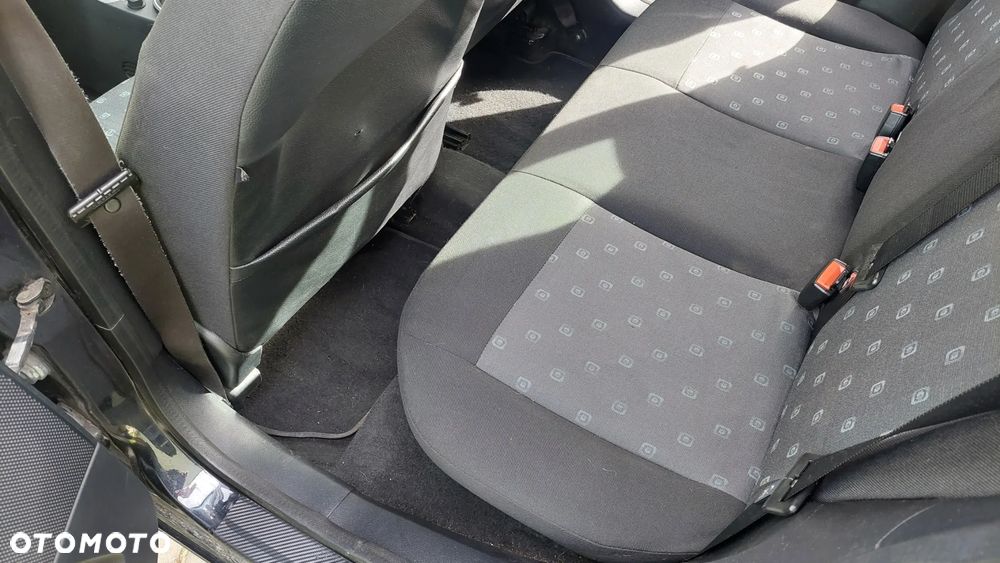 Ford Fiesta 1.3 - 12