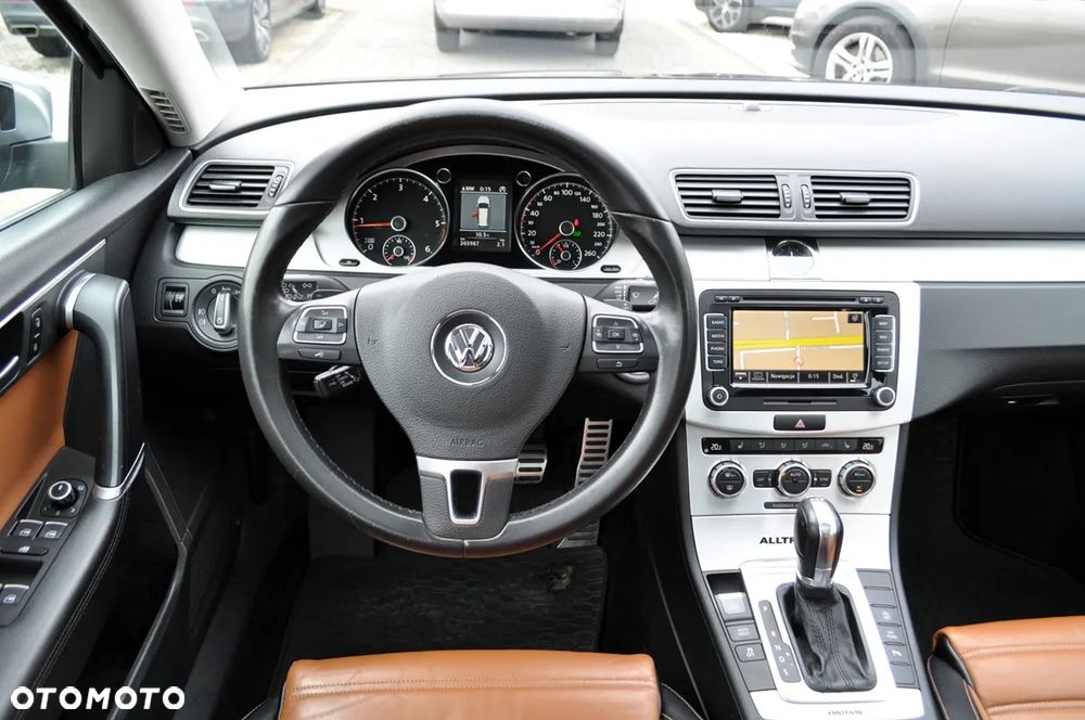 Volkswagen Passat Alltrack 2.0 TDI 4Mot DSG - 32