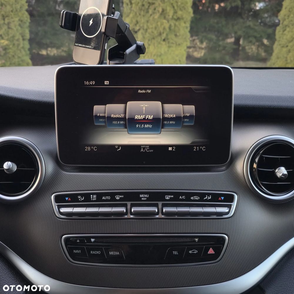 Mercedes-Benz Klasa V 250 (BlueTEC) d kompakt 7G-TRONIC Avantgarde Edition - 34