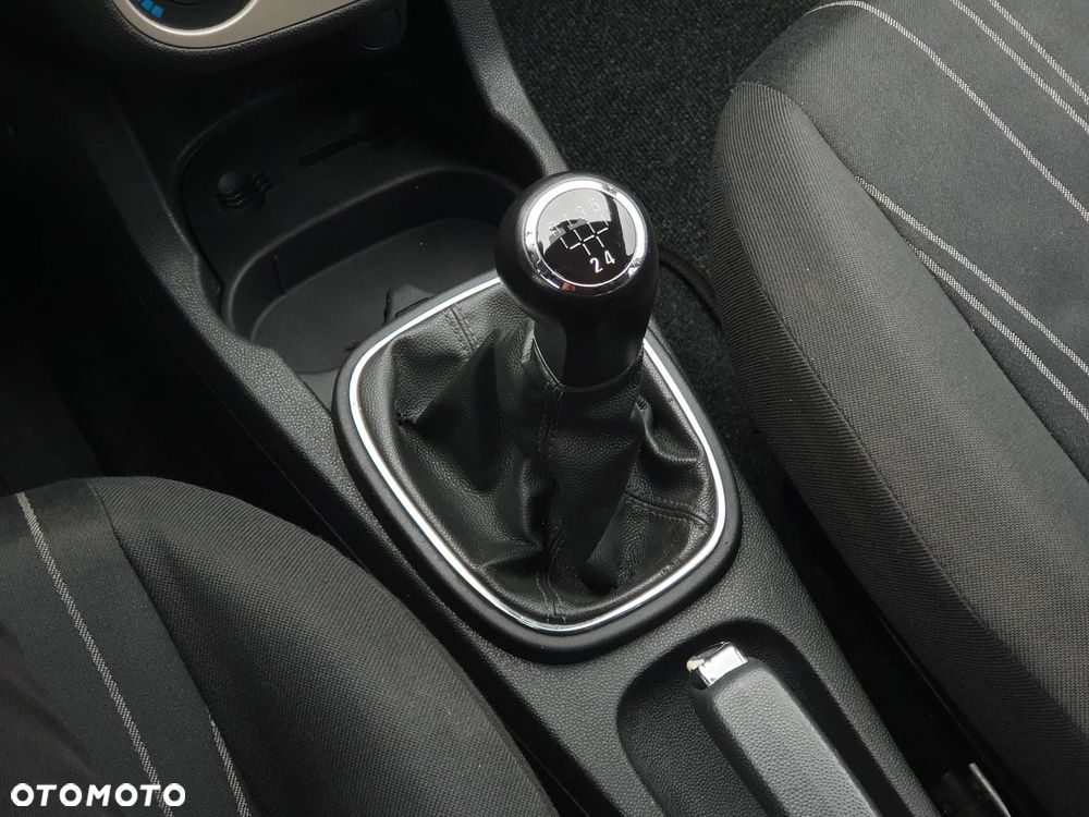 Opel Corsa 1.2 16V Cosmo - 11