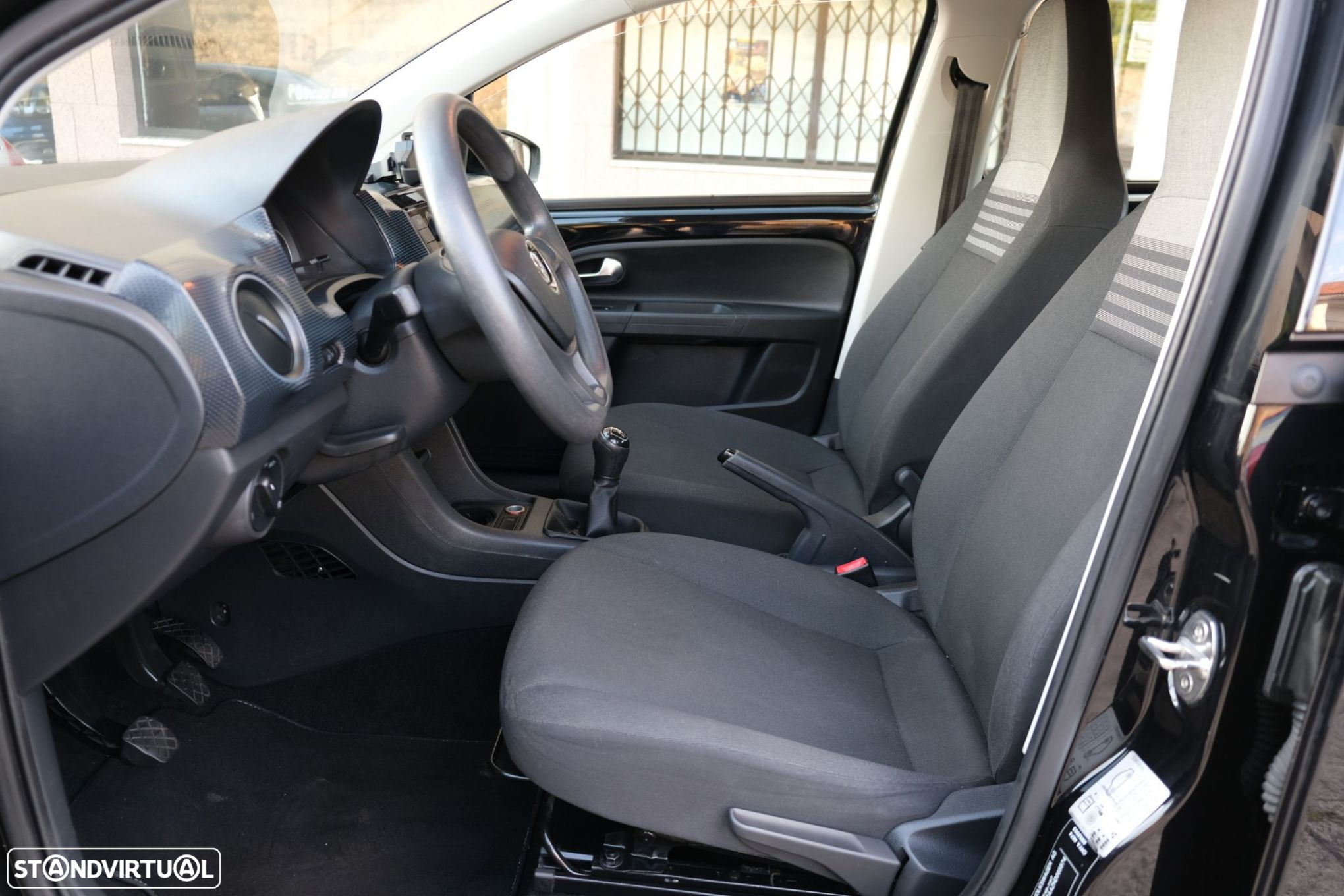 VW Up! 1.0 BlueMotion Move - 11