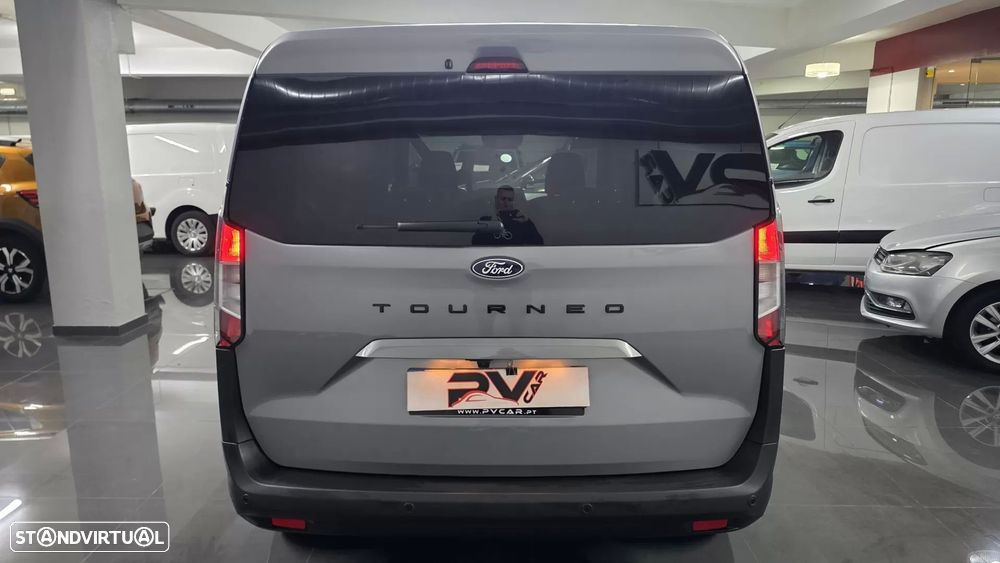Ford Tourneo Courier 1.0 EcoBoost Titanium DCT - 22