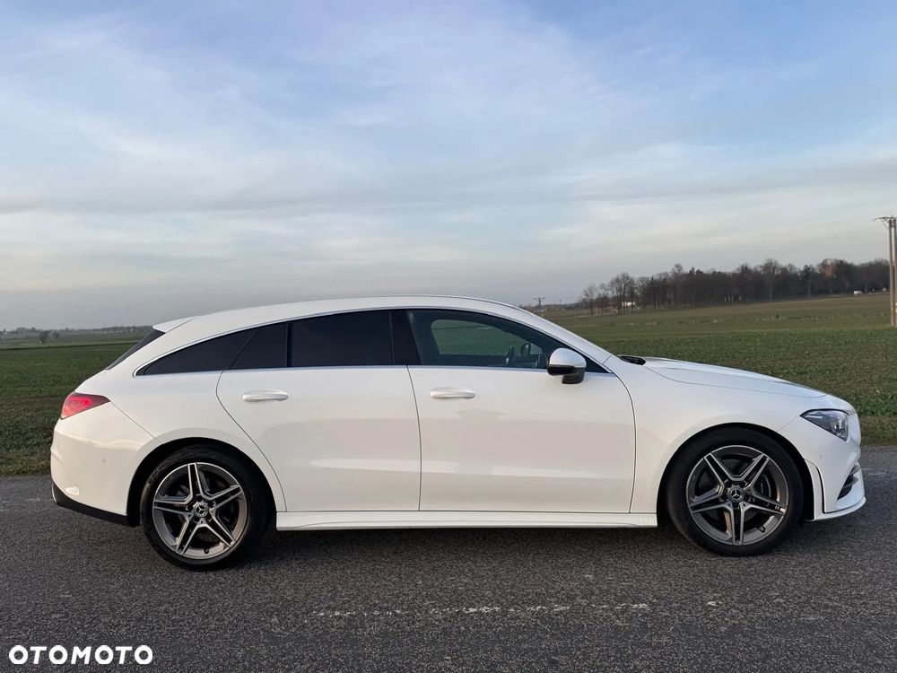 Mercedes-Benz CLA 200 d AMG Line 8G-DCT - 4