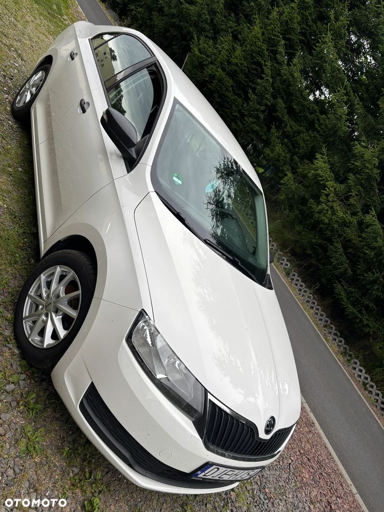 Skoda RAPID 1.0 TSI Active - 6