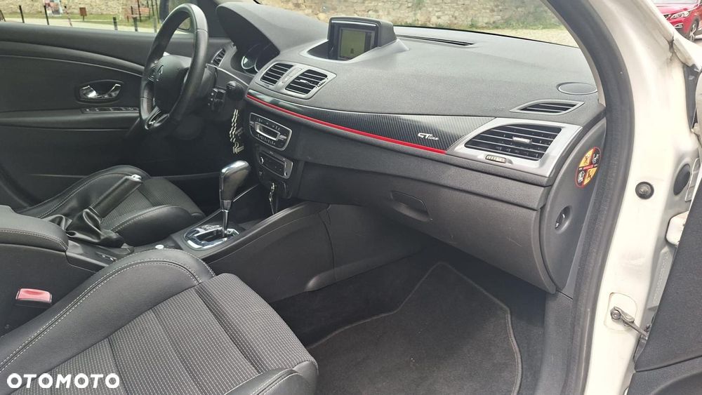 Renault Megane ENERGY dCi 110 EDC GT LINE - 11