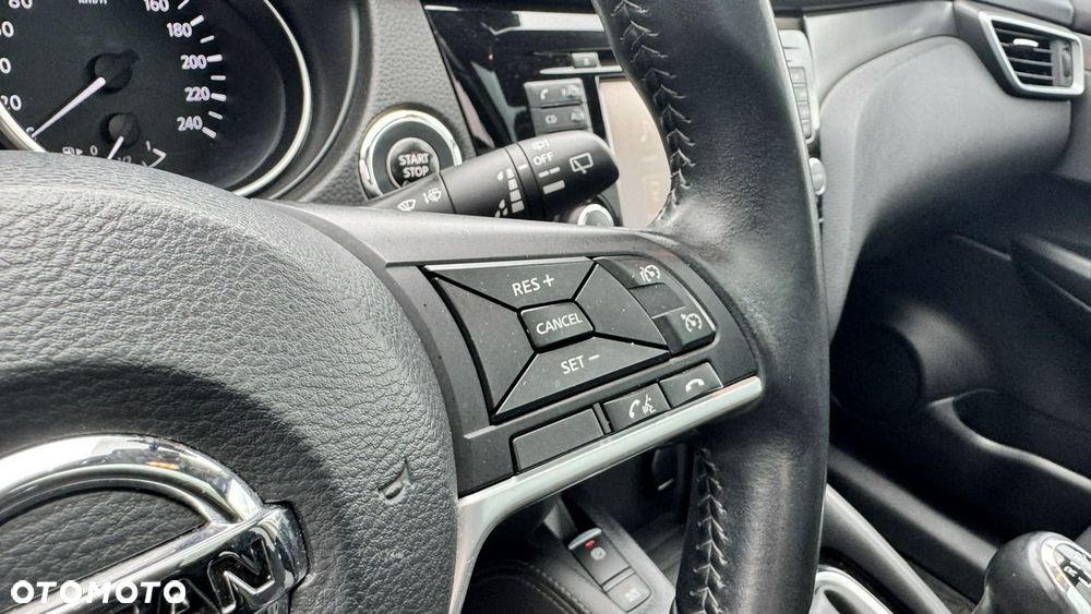 Nissan Qashqai - 17