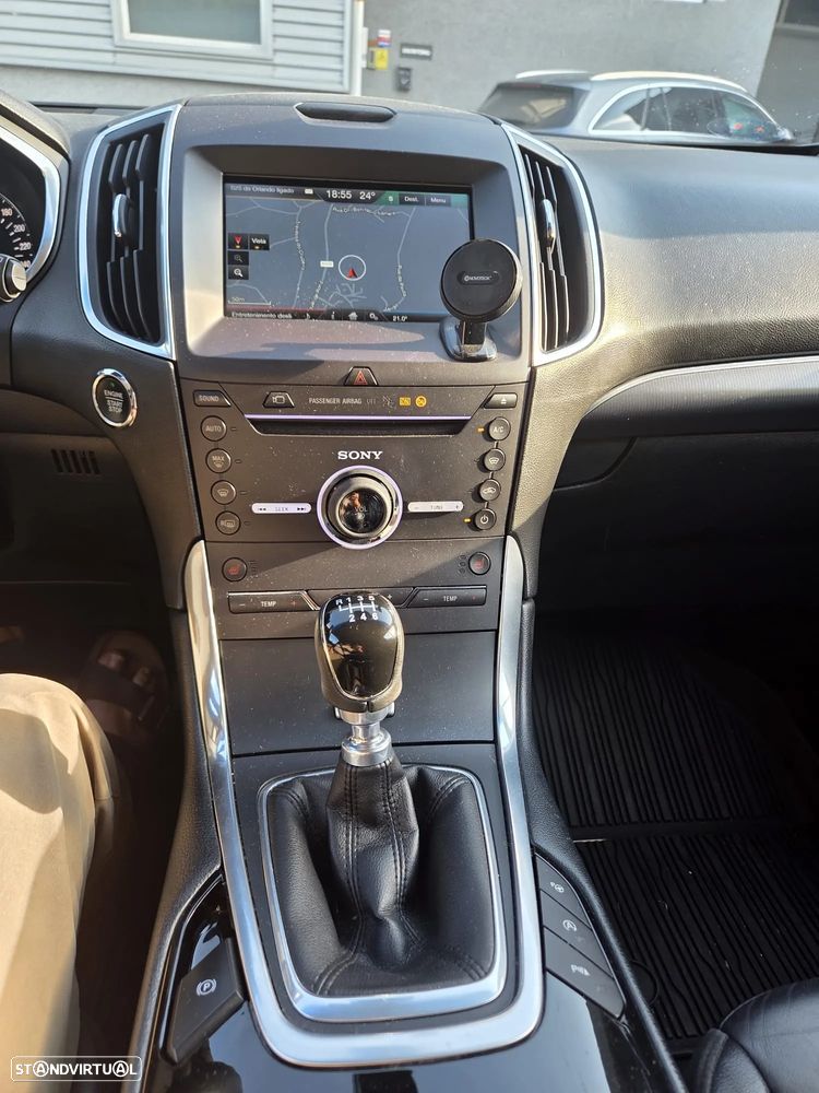 Ford Edge 2.0 TDCi Titanium - 11