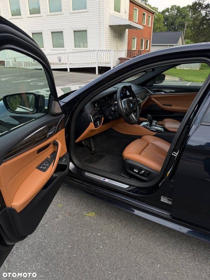 BMW Seria 5 530i xDrive Luxury Line - 13