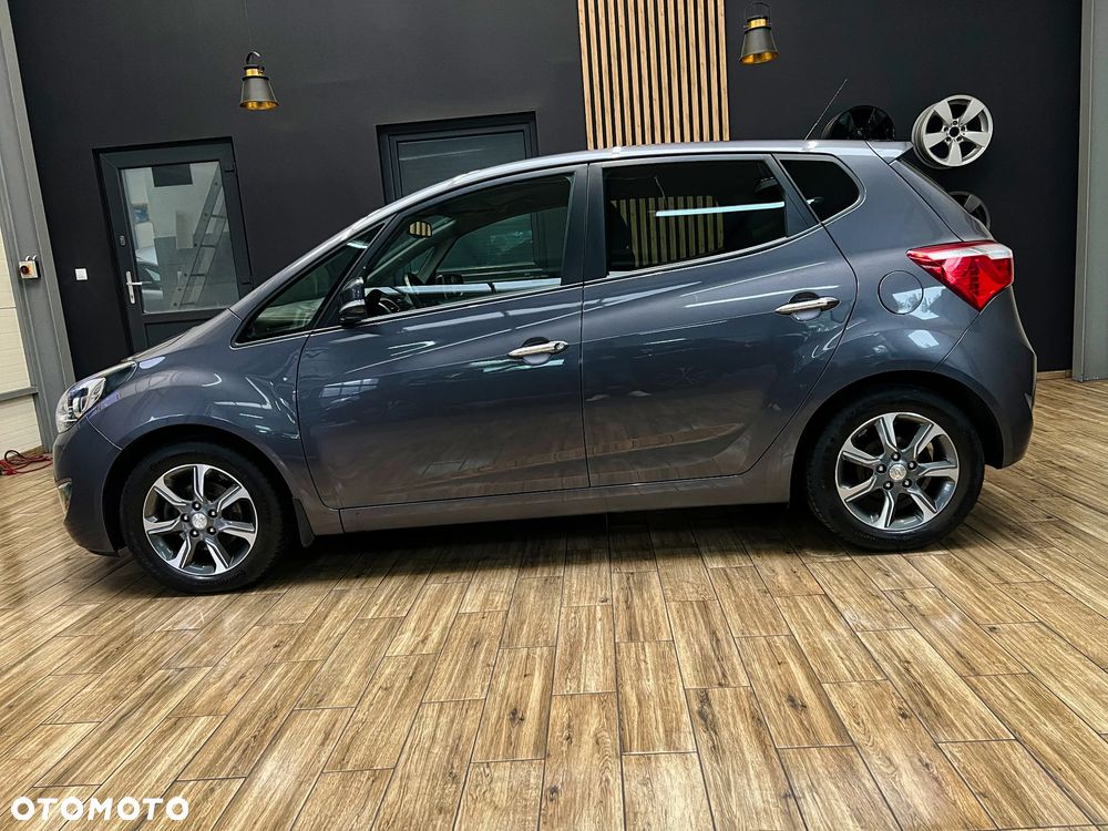 Hyundai ix20 1.4 Premium - 12