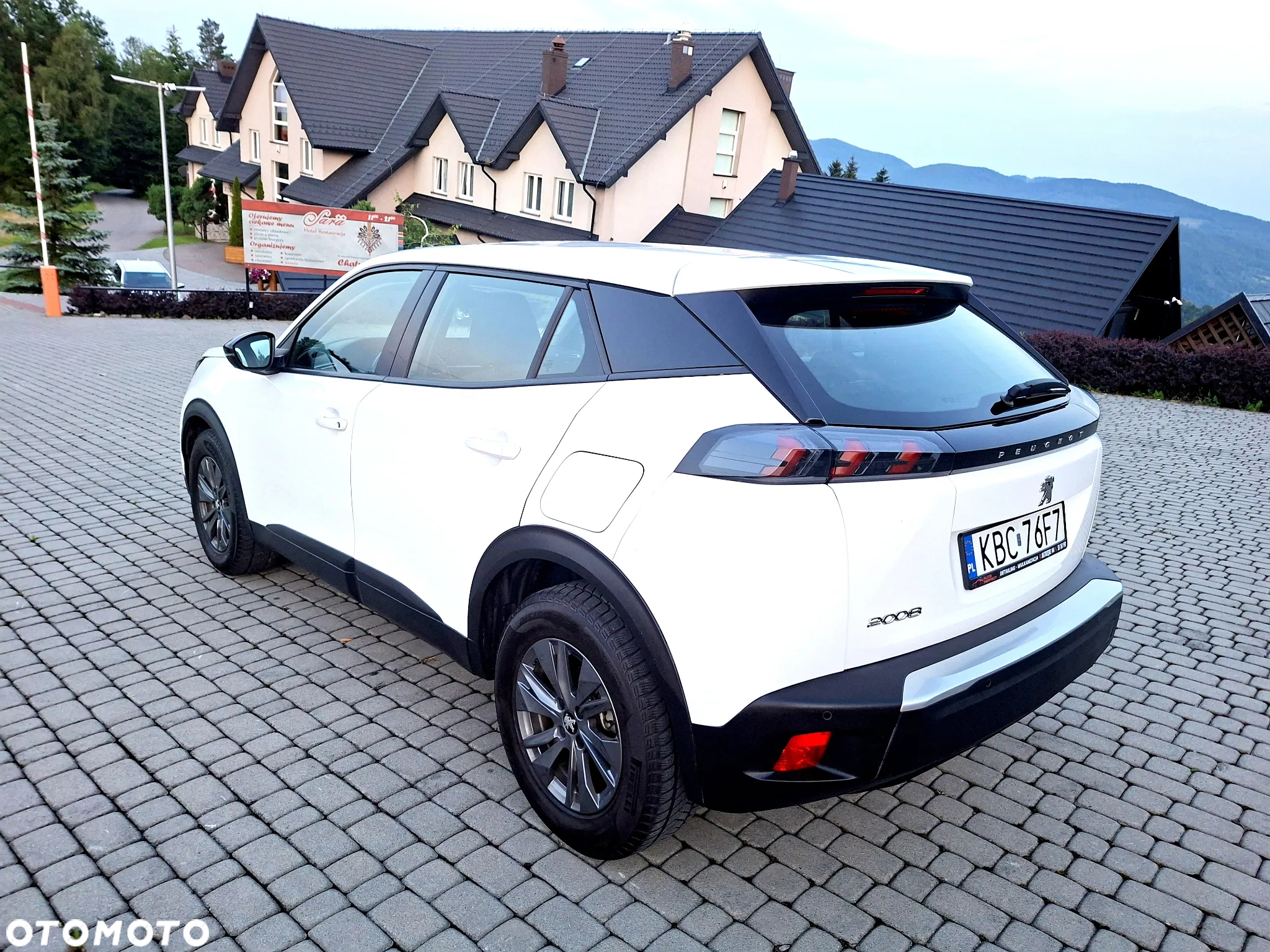 Peugeot 2008 PureTech 100 Stop&Start Active Pack - 4