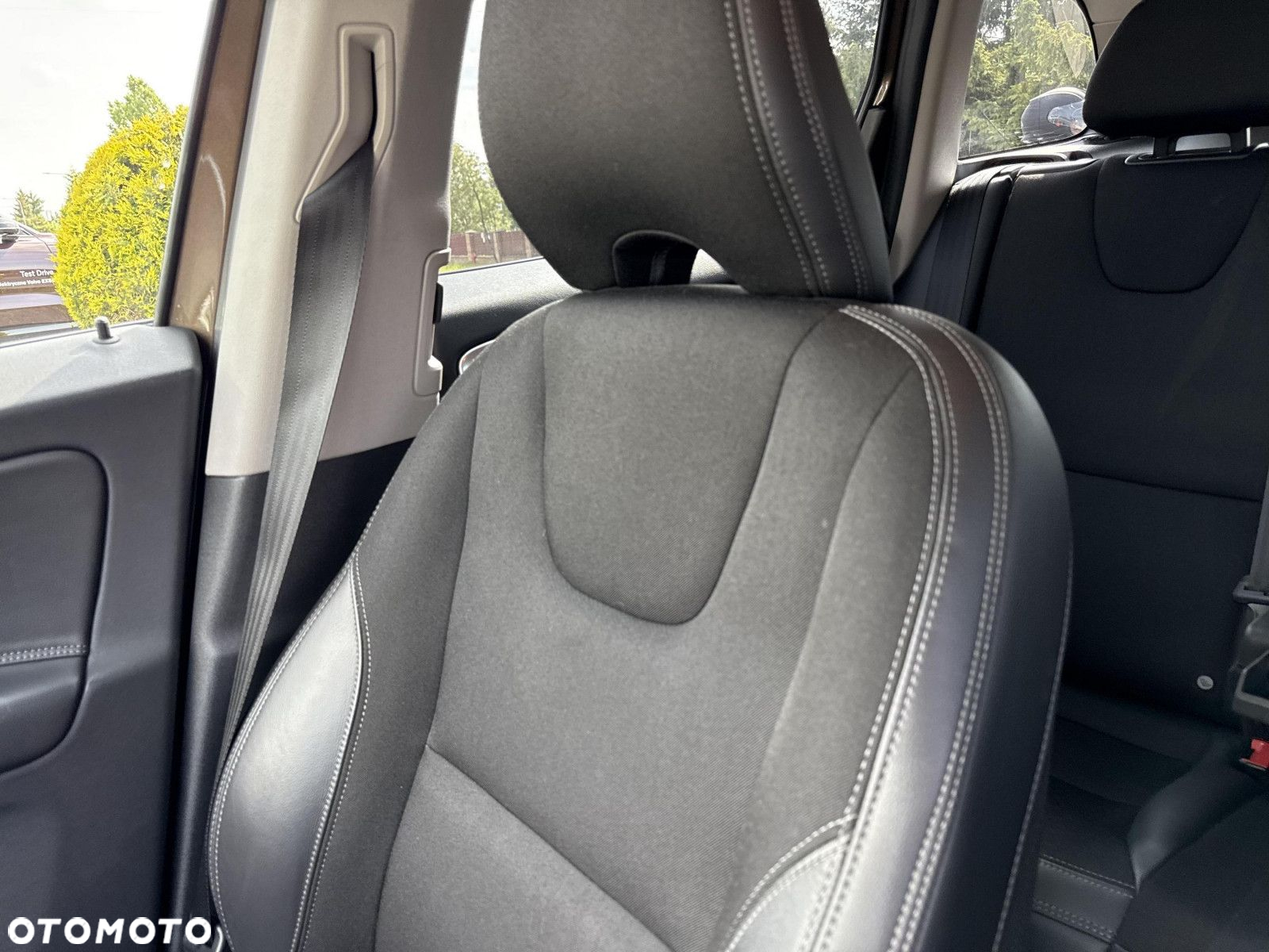 Volvo XC 60 - 19