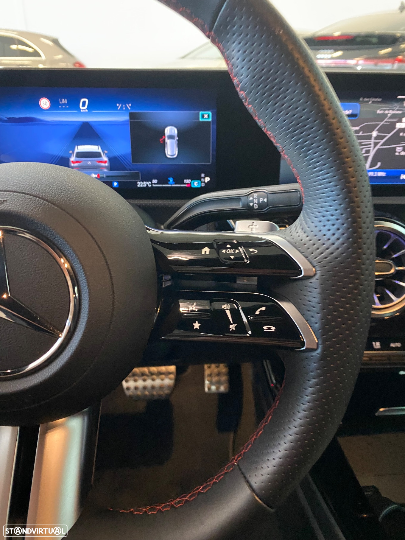 Mercedes-Benz CLA 180 d Shooting Brake AMG Line Aut. - 11