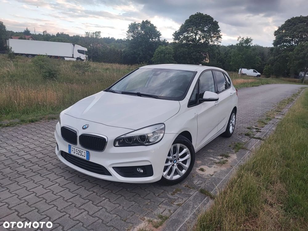 BMW Seria 2 216d Advantage - 1