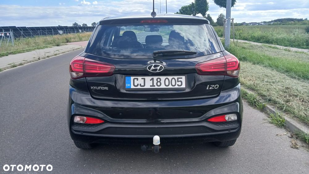 Hyundai i20 blue 1.2 Trend - 4