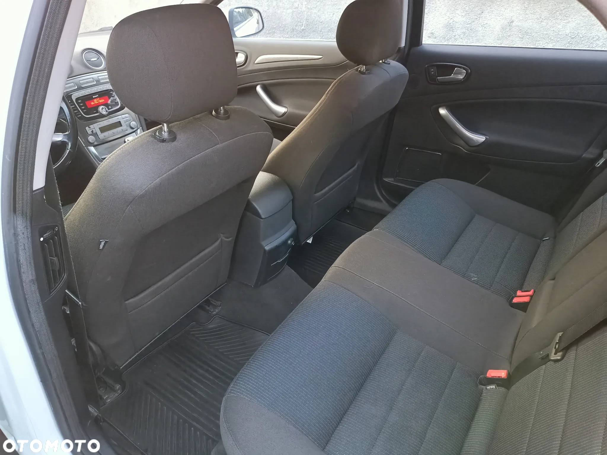Ford Mondeo 2.0 Ambiente - 6