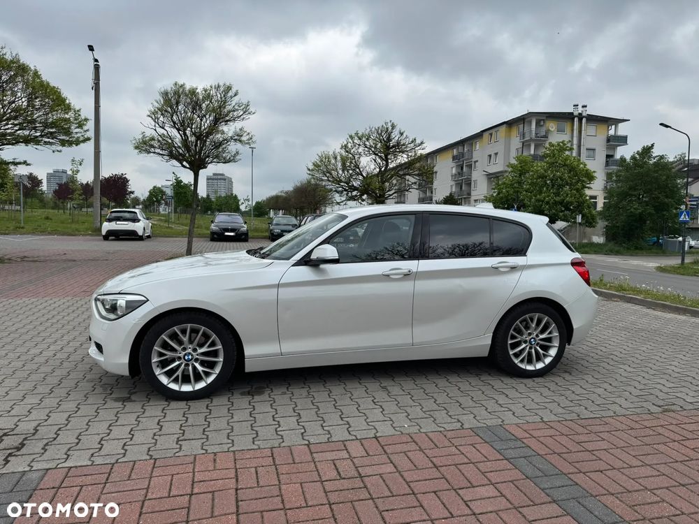 BMW Seria 1 118i - 3