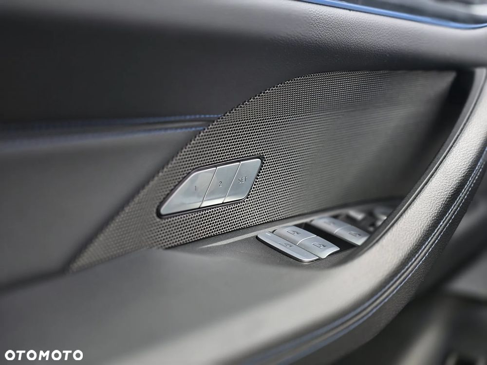 BMW i4 M50 Gran Coupe xDrive - 23
