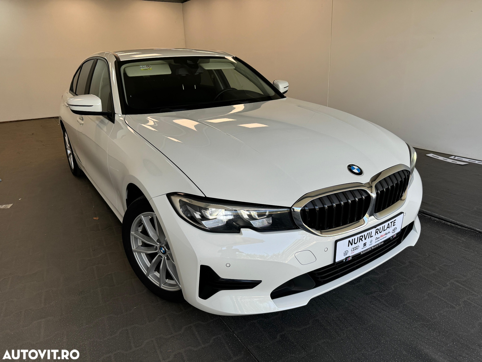BMW Seria 3 320d xDrive AT - 27