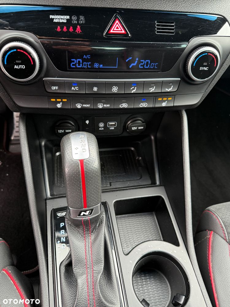 Hyundai Tucson 1.6 CRDi 48V-Hybrid 2WD DCT N Line - 32