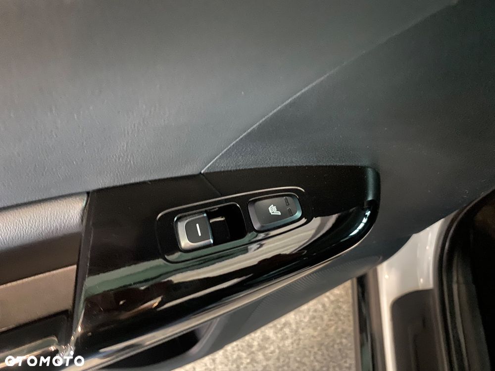 Kia Sportage 1.6 GDI Black Edition 2WD - 12