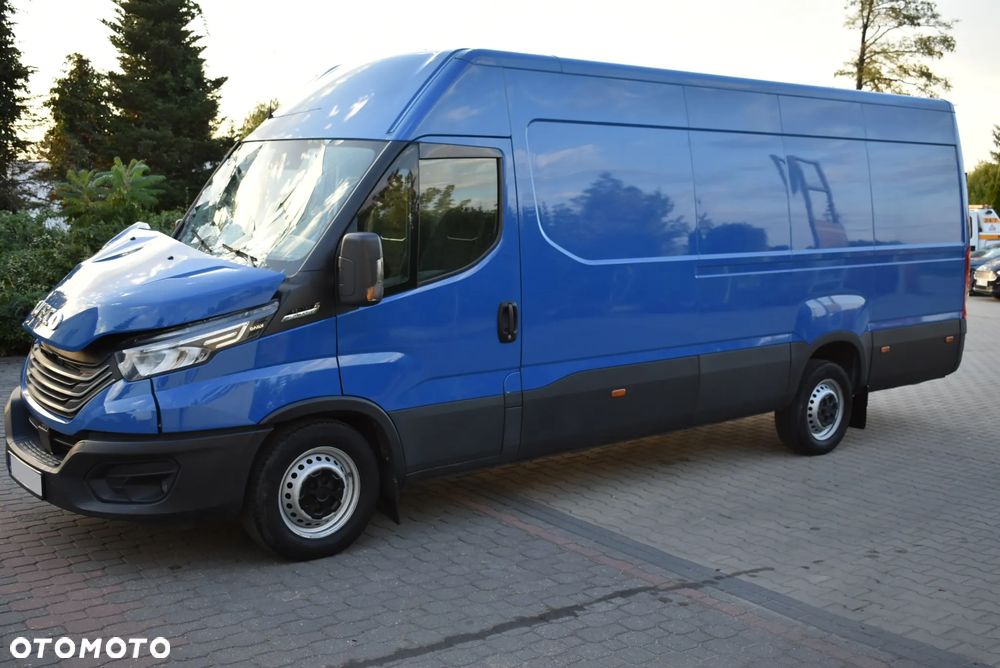 Iveco Daily 35S18 3,0 HI-MATIC LED NAVI Salon PL - 15