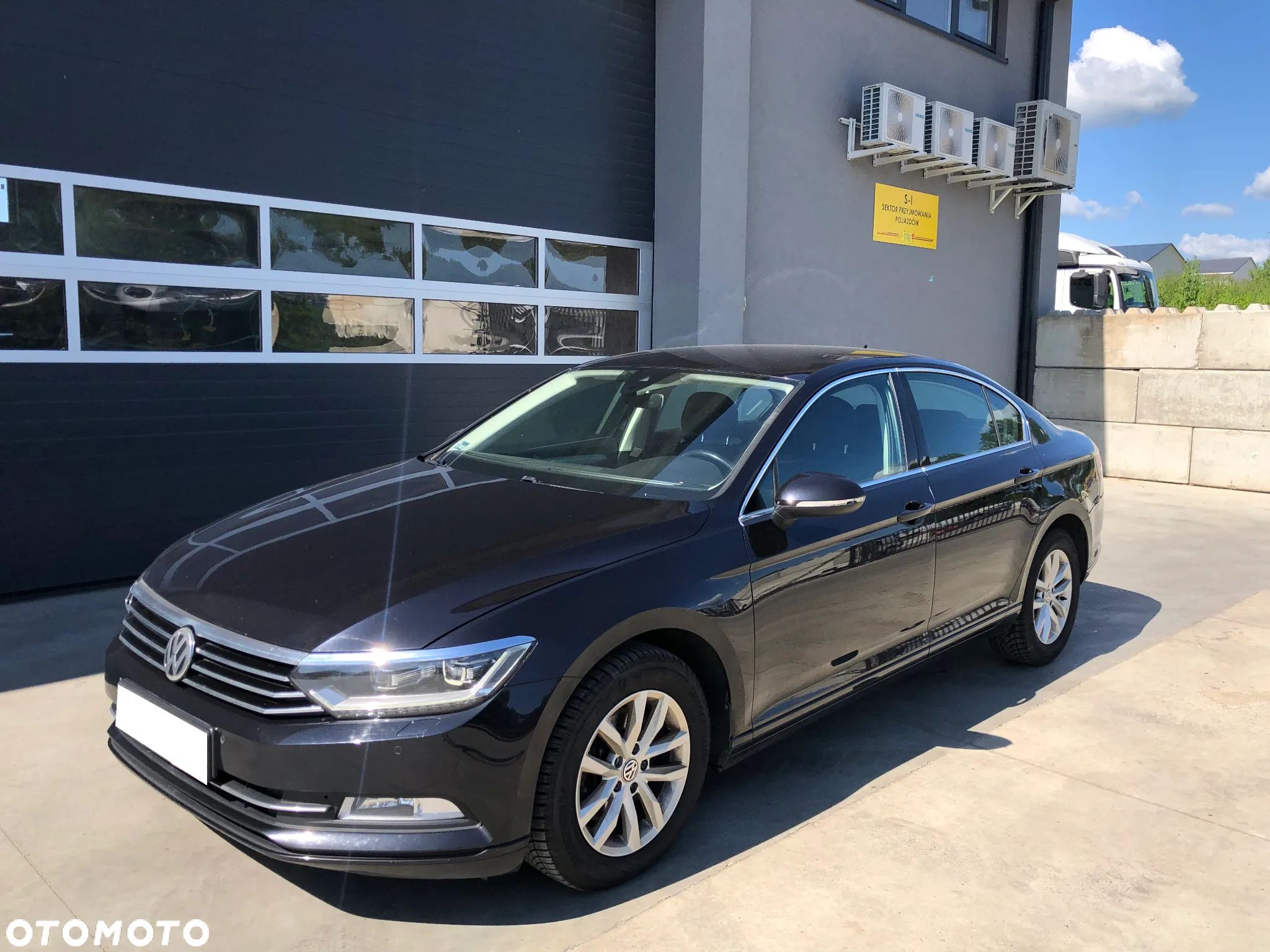 Volkswagen Passat 2.0 TDI BMT Comfortline - 1