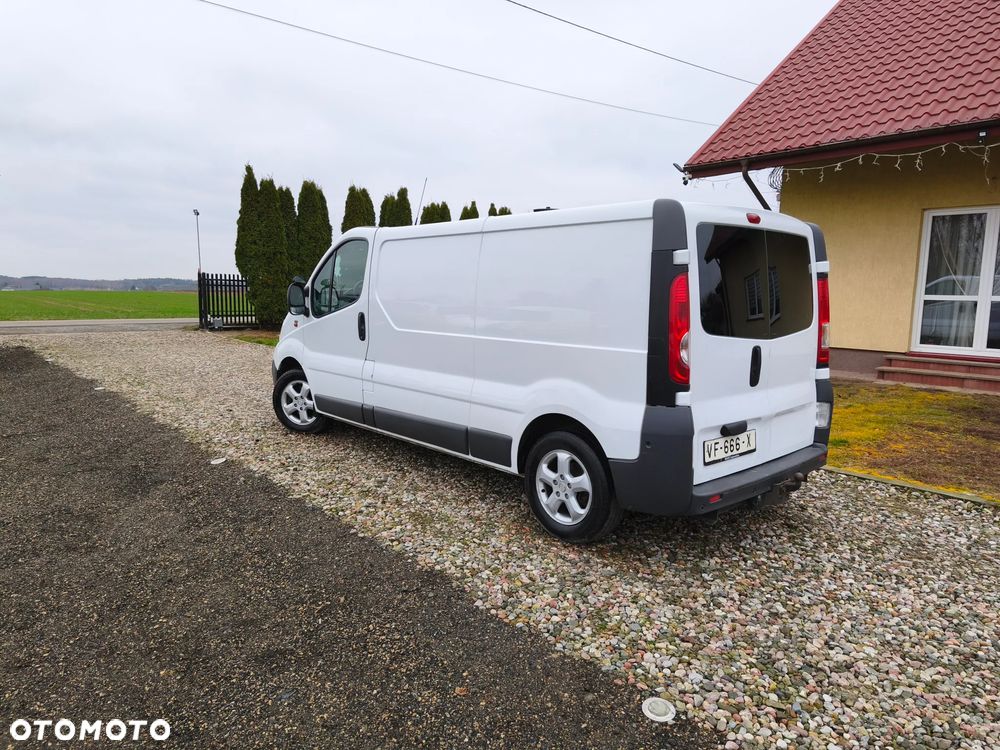 Opel VIVARO - 8