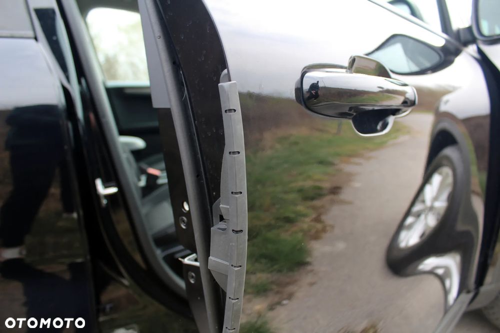 Ford Kuga 2.0 EcoBlue Hybrid TITANIUM X - 27