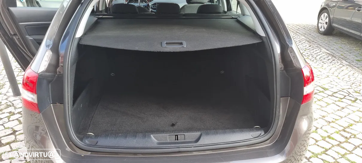 Peugeot 308 SW BlueHDi 100 Stop & Start Access - 14