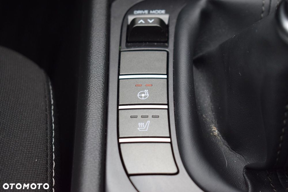 Hyundai Kona - 24