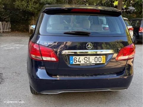 Mercedes-Benz B 180 - 3