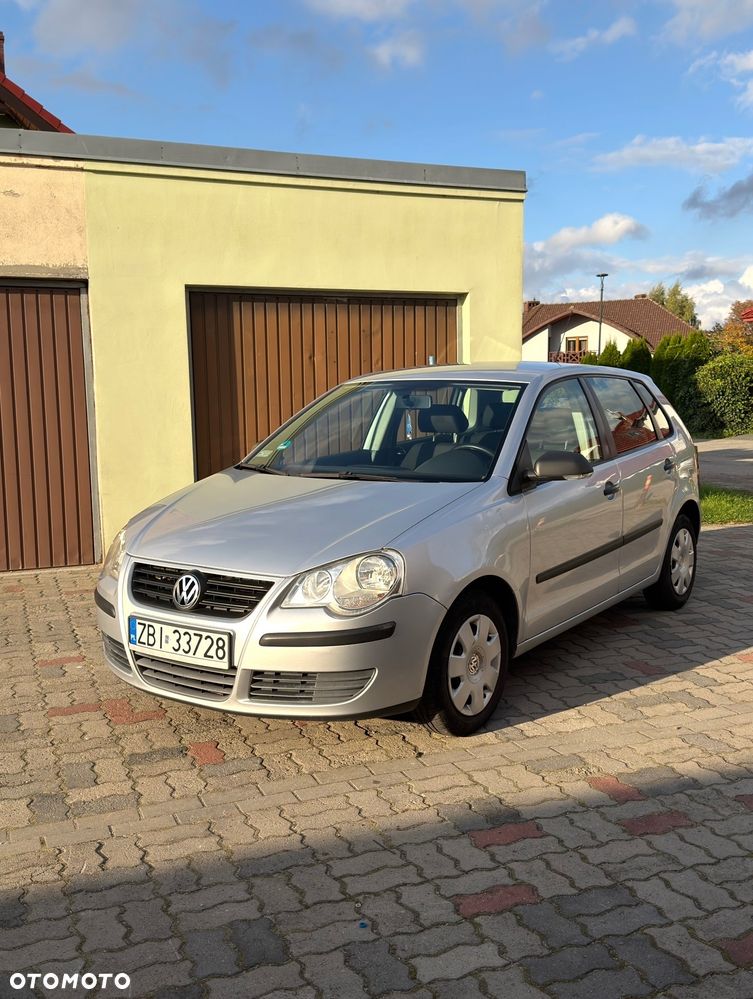 Volkswagen Polo - 2