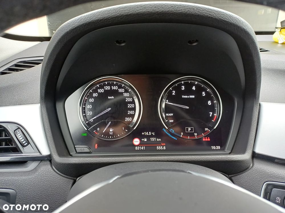 BMW X1 sDrive18i - 27