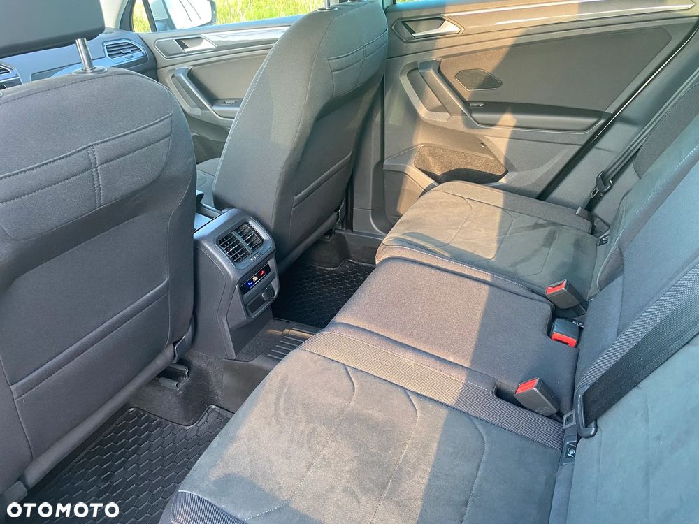 Volkswagen Tiguan 1.5 TSI EVO Elegance DSG - 9