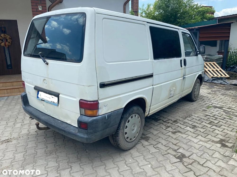 Volkswagen Transporter - 3