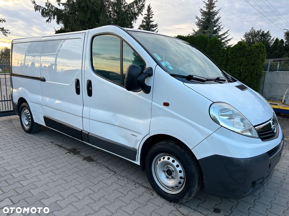 Renault Trafic - 1