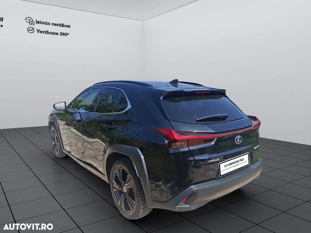 Lexus UX 250h Executive Line - 5