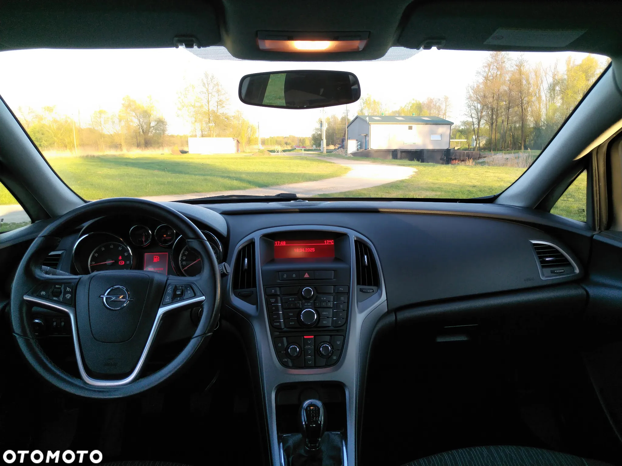 Opel Astra 1.4 Turbo Edition - 19