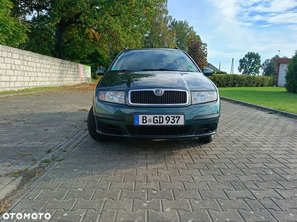 Skoda Fabia 1.4 16V Style Edition - 10