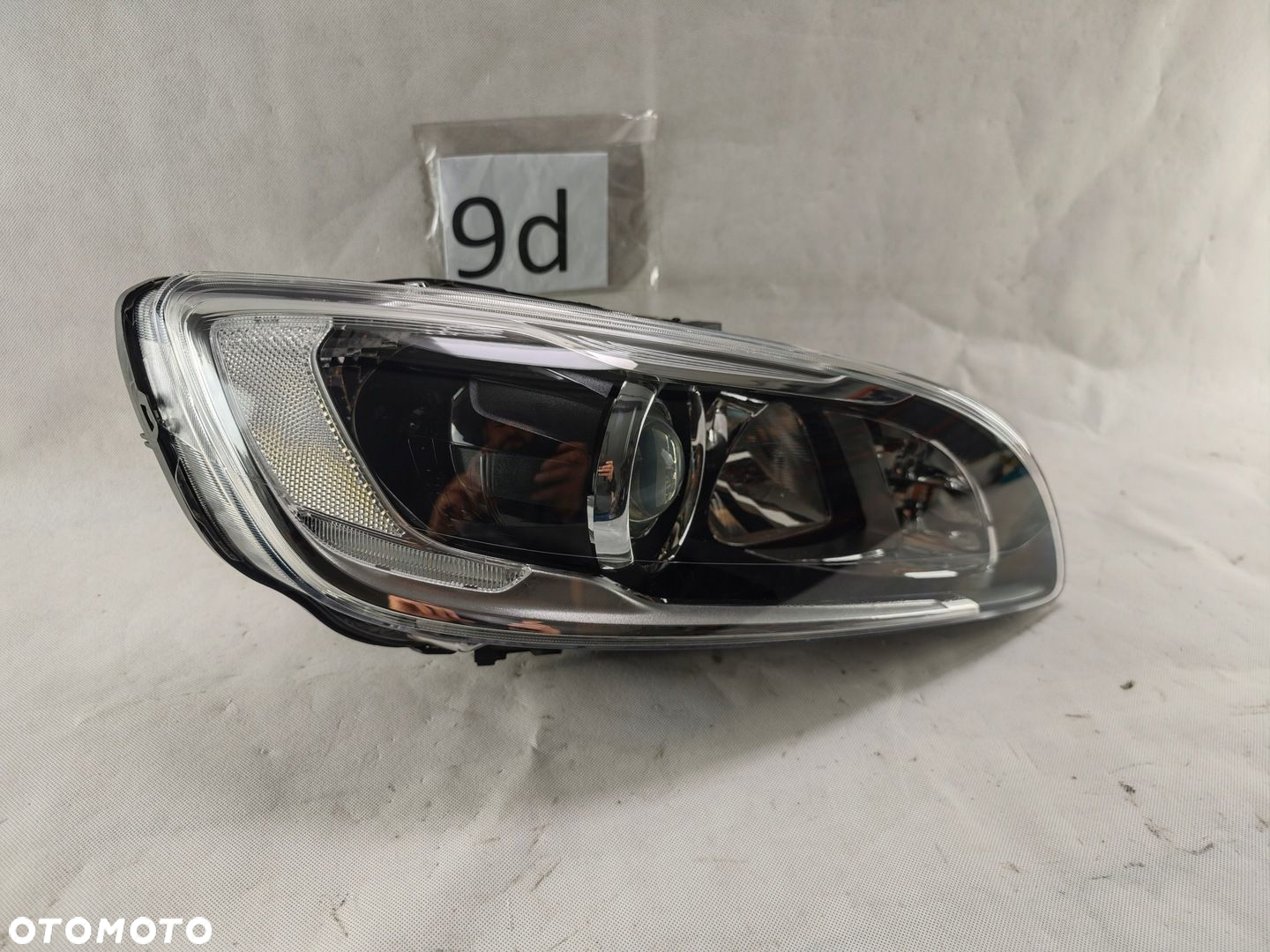 VOLVO V60 S60 LIFT XENON LED PRAWY REFLEKTOR LAMPA PRAWA 31420262 - 3