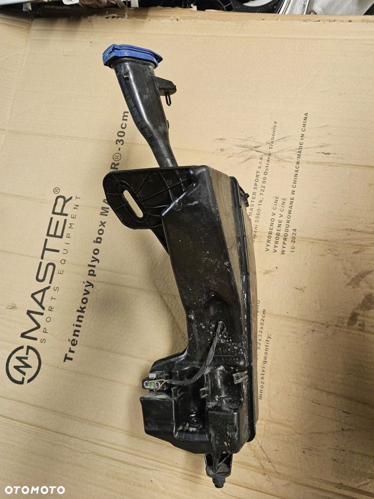 zbiornik spryskiwaczy mercedes c-klasa 206 a2068600400 - 3