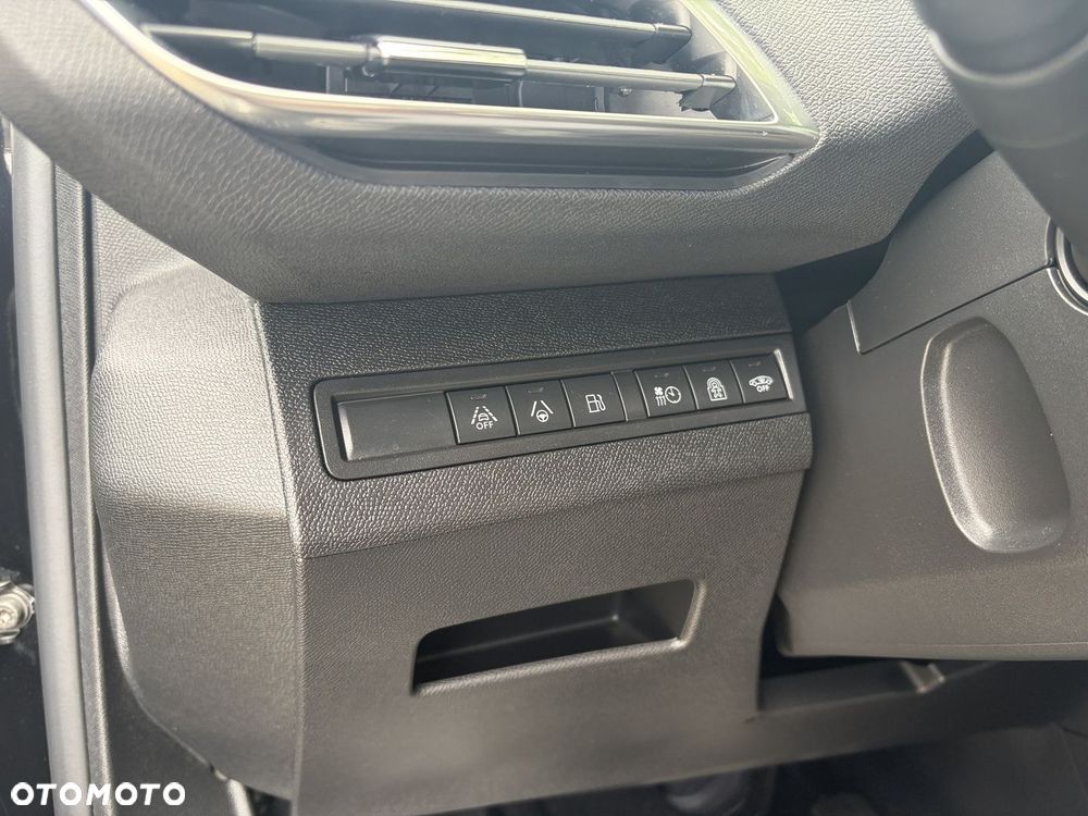 Peugeot 3008 - 19