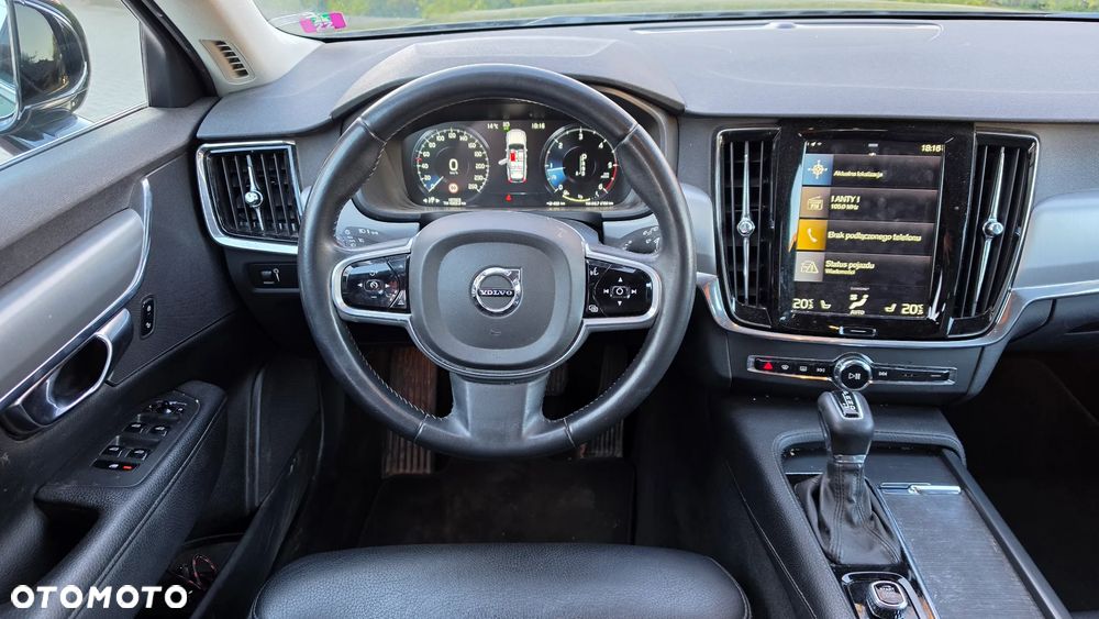 Volvo V90 D4 Geartronic Momentum - 8