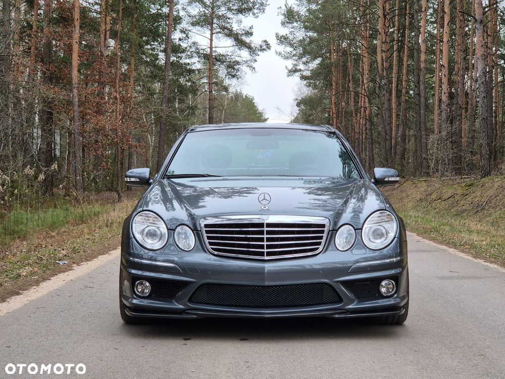 Mercedes-Benz Klasa E 63 AMG - 3