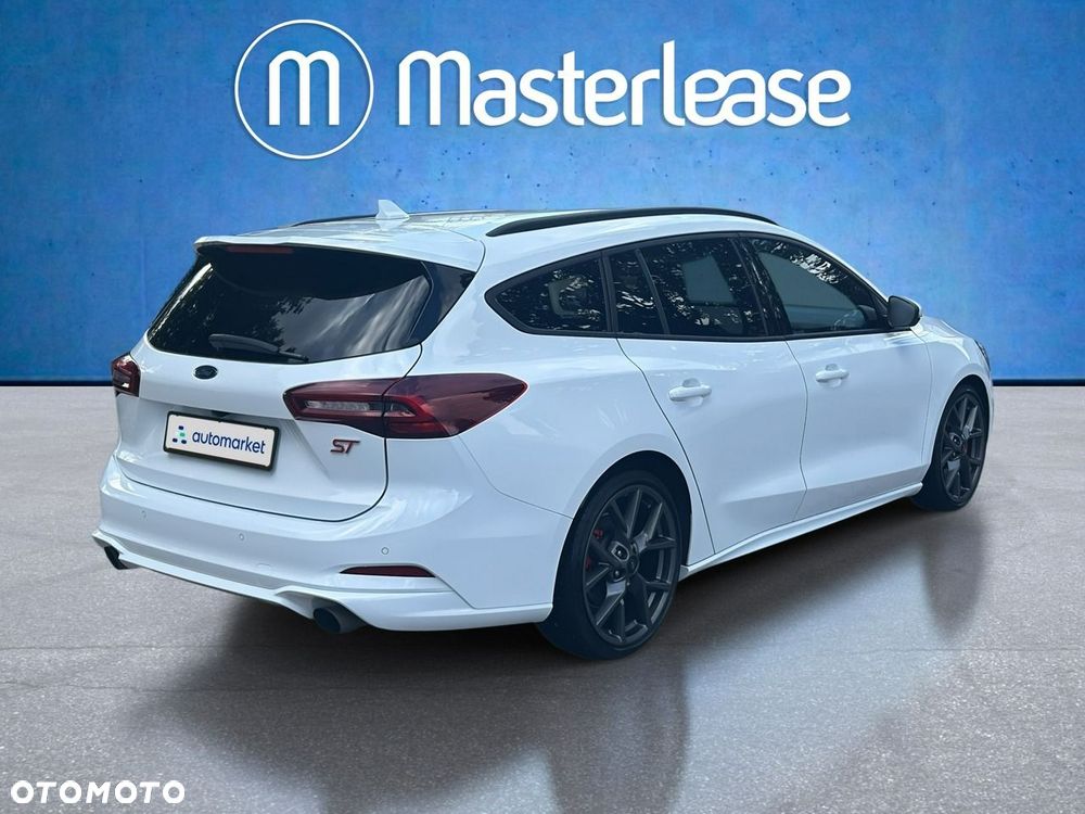 Ford Focus 2024 photo 5